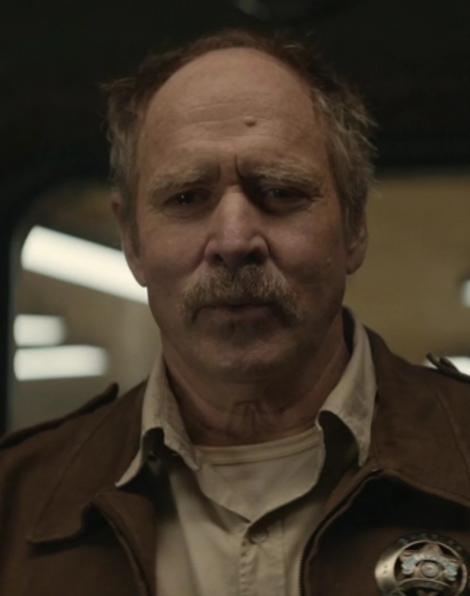 Сэм Марнс — персонаж сериала SILO